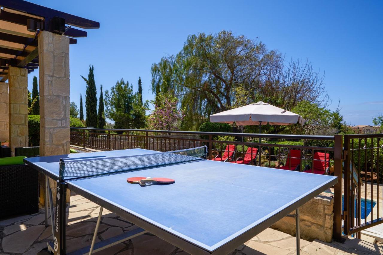 3 Bedroom Villa Madelini With Private Pool, Aphrodite Hills Resort Kouklia Esterno foto