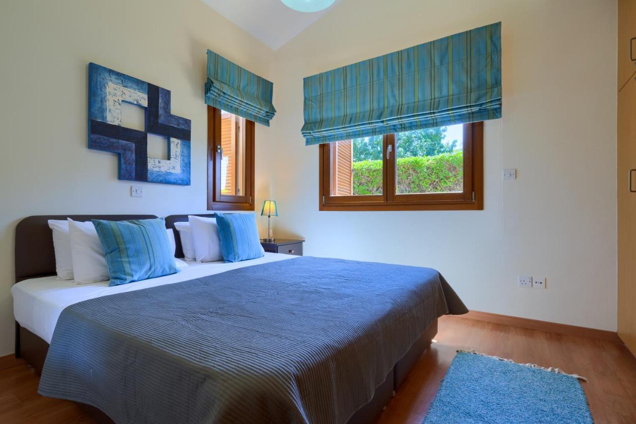 3 Bedroom Villa Madelini With Private Pool, Aphrodite Hills Resort Kouklia Esterno foto